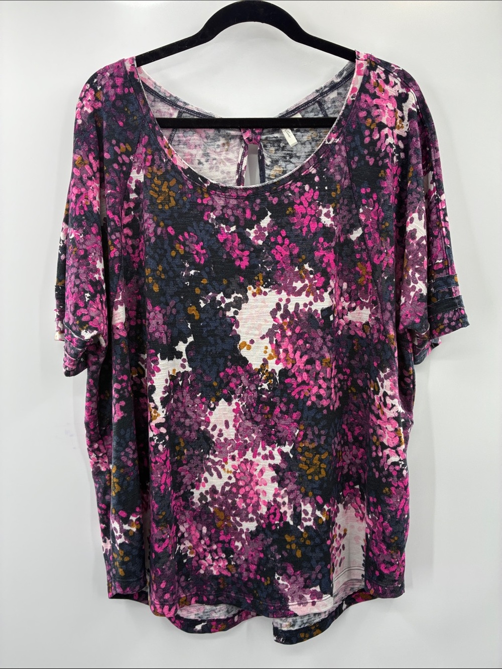 Cato Active Magenta Floral Scoop Neck Short Sleeve Top size XL